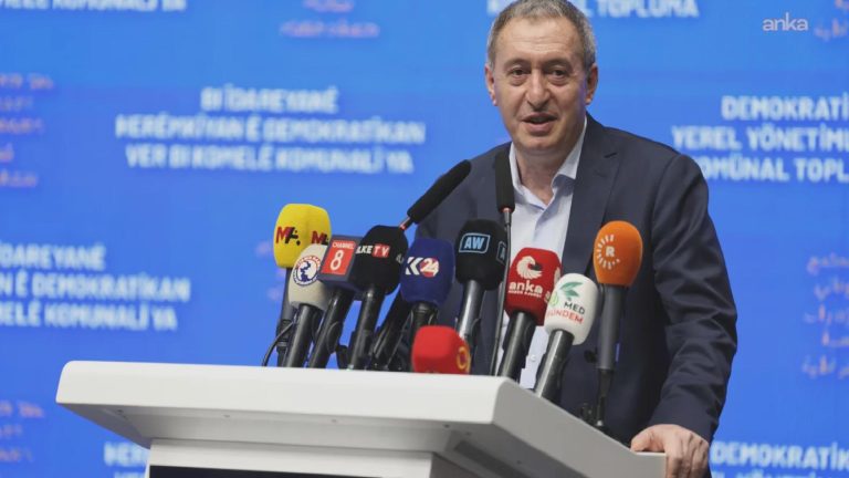 Tuncer Bakırhan: Söylüyoruz ama iktidar bildiğini okuyor; kapıları kırarak, yargı sopasıyla muhalefeti dizayn etmenin hiç kimseye yararı yok!