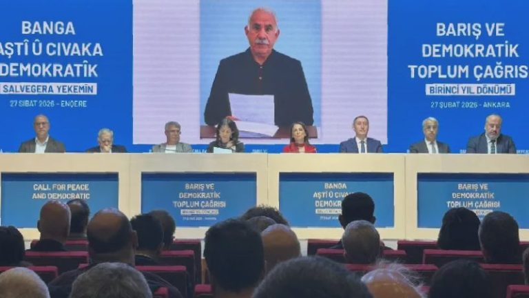 DEM Parti: Bir yasal düzenleme silsilesi başlamalı, teklif metni çantada olsa da olmasa da Öcalan’la görüşme çok kritik bir aşamada