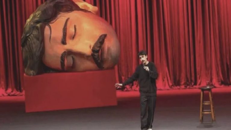 Türkiye’nin konuştuğu komedyen Deniz Göktaş kimdir?