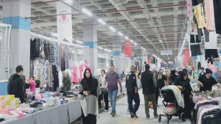 Ümraniye’de pazar esnafı belediyeyle davalık oldu: Daha yüksek kira geliri için yerlerimize göz diktiler!