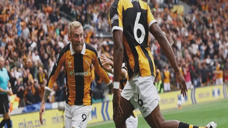 Hull City, Manchester United’dan sonra Coventry City’yi de geçerek 2’de 2 yaptı