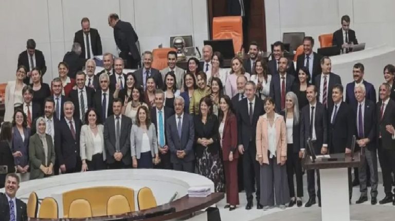 Çözüm sürecinde alt komisyonlar nasıl çalışacak, Öcalan’ın rolü ne olacak?
