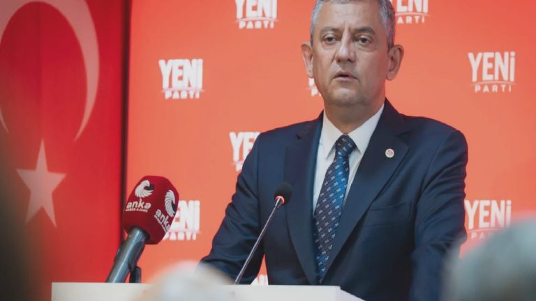 Özgür Özel’den Yeni Parti vekillerine talimat: CHP ile uğraşmayın, önünüze bakın